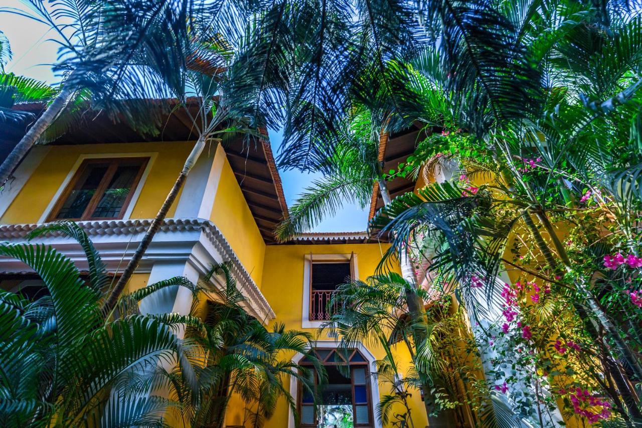 Fiesta Beach Resort Baga Exterior foto